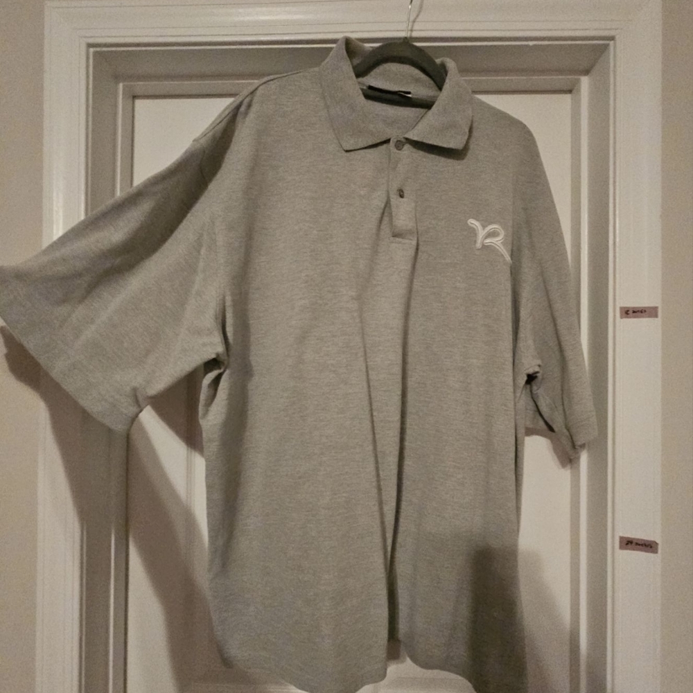 *Classic* Rocawear Polo - Picture 3 of 3